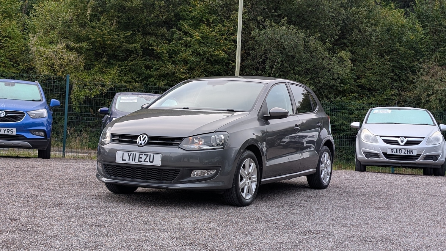 Used Volkswagen Polo 2011 for sale - 76218714: Photo 3