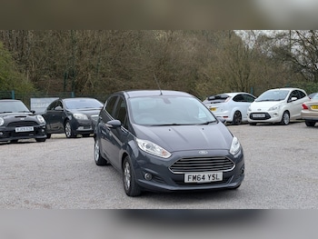 Used Ford Fiesta 2015 for sale - 78091011: Photo