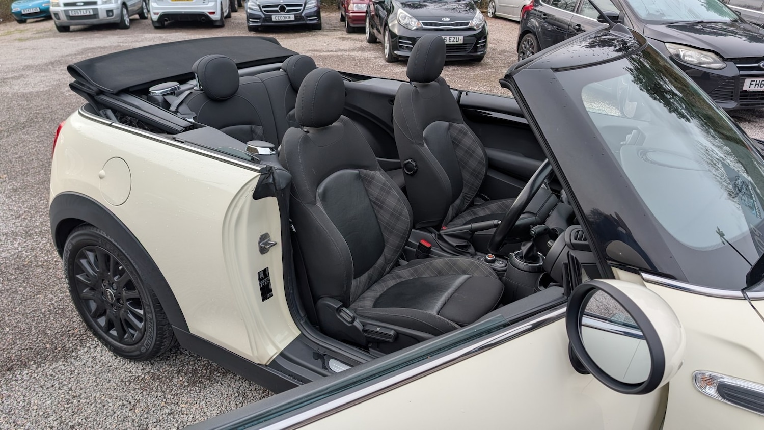 Used MINI Convertible 2016 for sale - 77579280: Photo 11