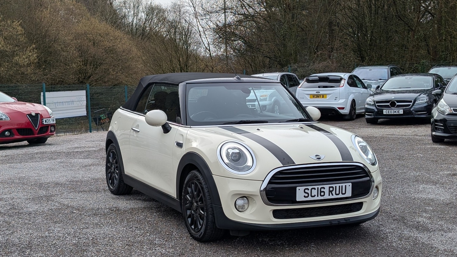Used MINI Convertible 2016 for sale - 77579280: Photo 2