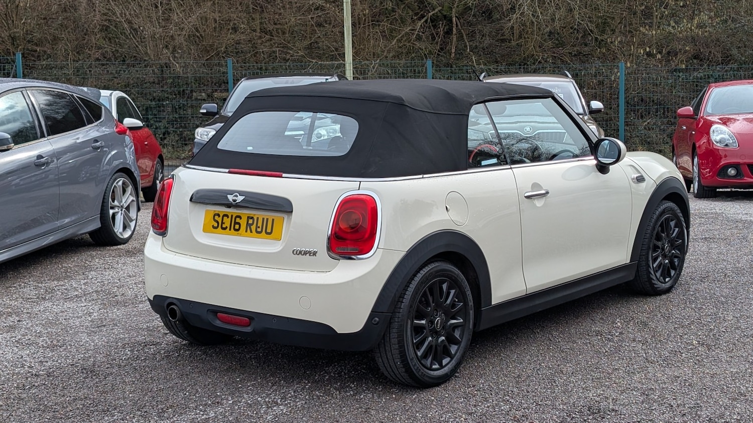 Used MINI Convertible 2016 for sale - 77579280: Photo 21