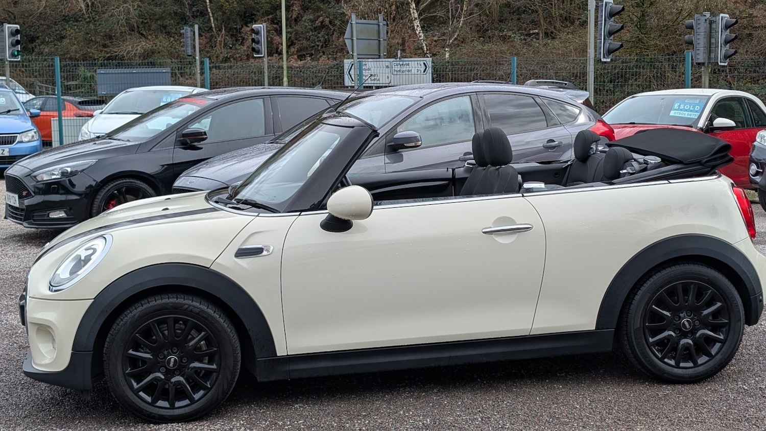 Used MINI Convertible 2016 for sale - 77579280: Photo 7