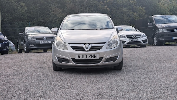 Used Vauxhall Corsa 2010 for sale - 76182247: Photo 3
