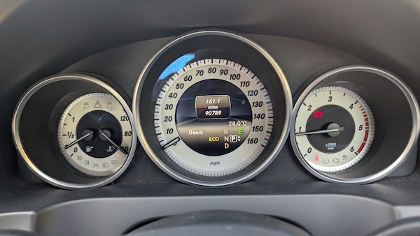 Used Mercedes-Benz E-Class 2014 for sale - 75685943: Photo 17