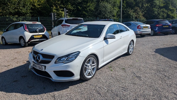 Used Mercedes-Benz E-Class 2014 for sale - 75685943: Photo 4