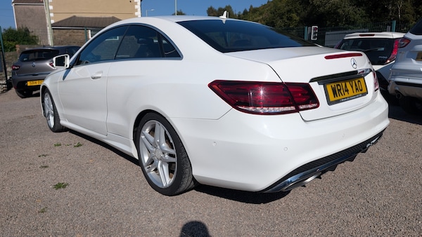 Used Mercedes-Benz E-Class 2014 for sale - 75685943: Photo 8