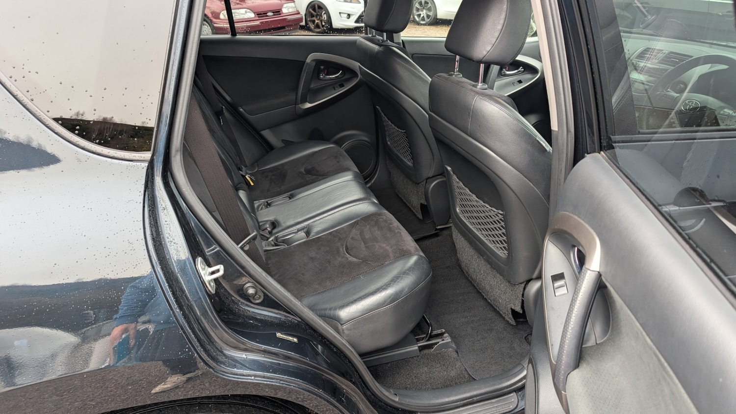 Used Toyota RAV4 2011 for sale - 77541548: Photo 10