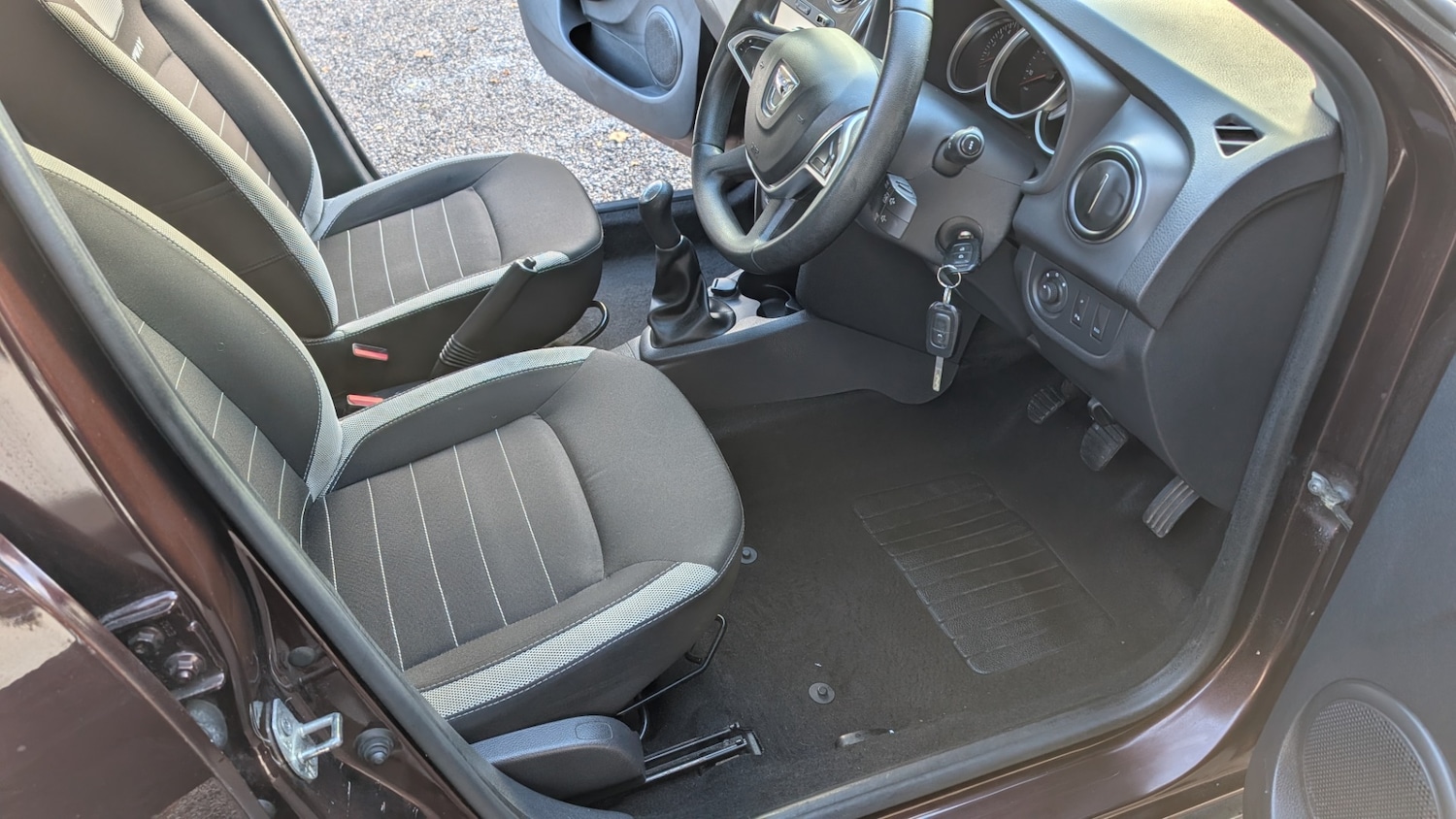 Used Dacia Sandero Stepway 2017 for sale - 76374272: Photo 14