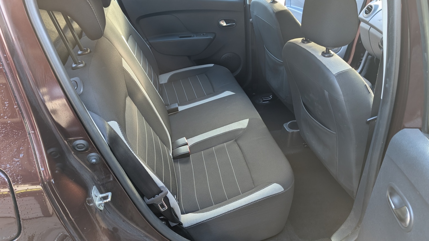 Used Dacia Sandero Stepway 2017 for sale - 76374272: Photo 17