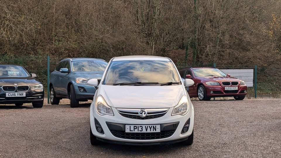 Used Vauxhall Corsa 2013 for sale - 77704335: Photo 3