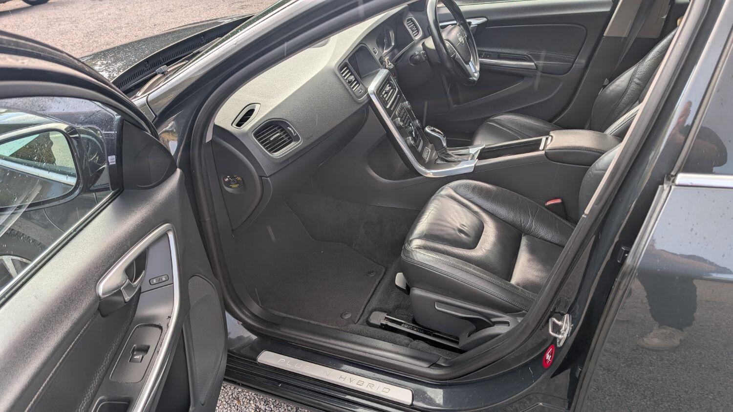 Used Volvo V60 2013 for sale - 76379035: Photo 11