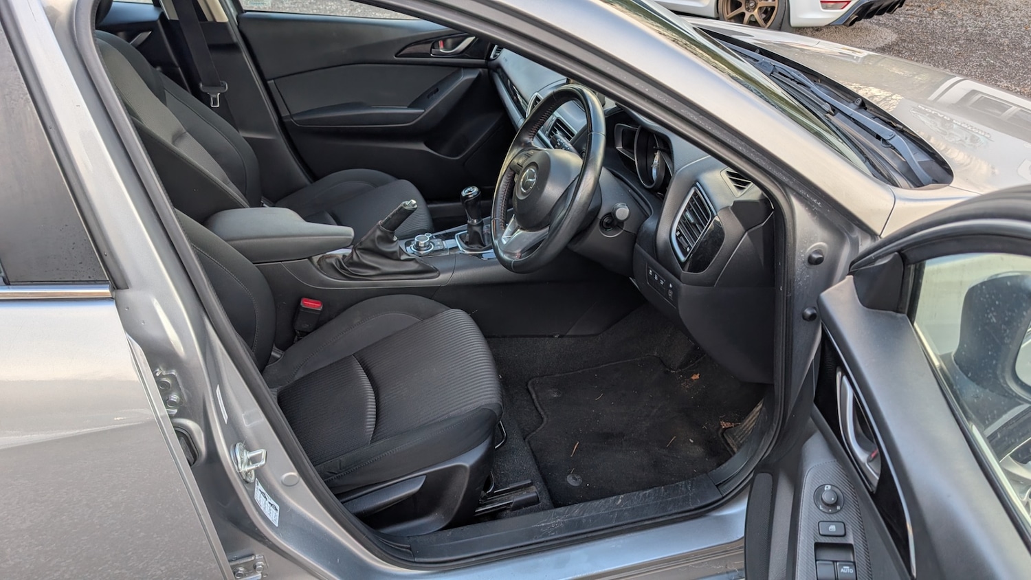 Used Mazda Mazda3 2014 for sale - 76614616: Photo 12