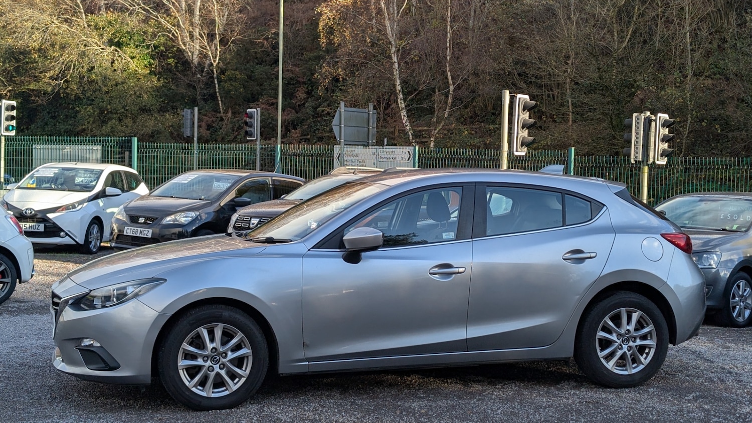 Used Mazda Mazda3 2014 for sale - 76614616: Photo 4