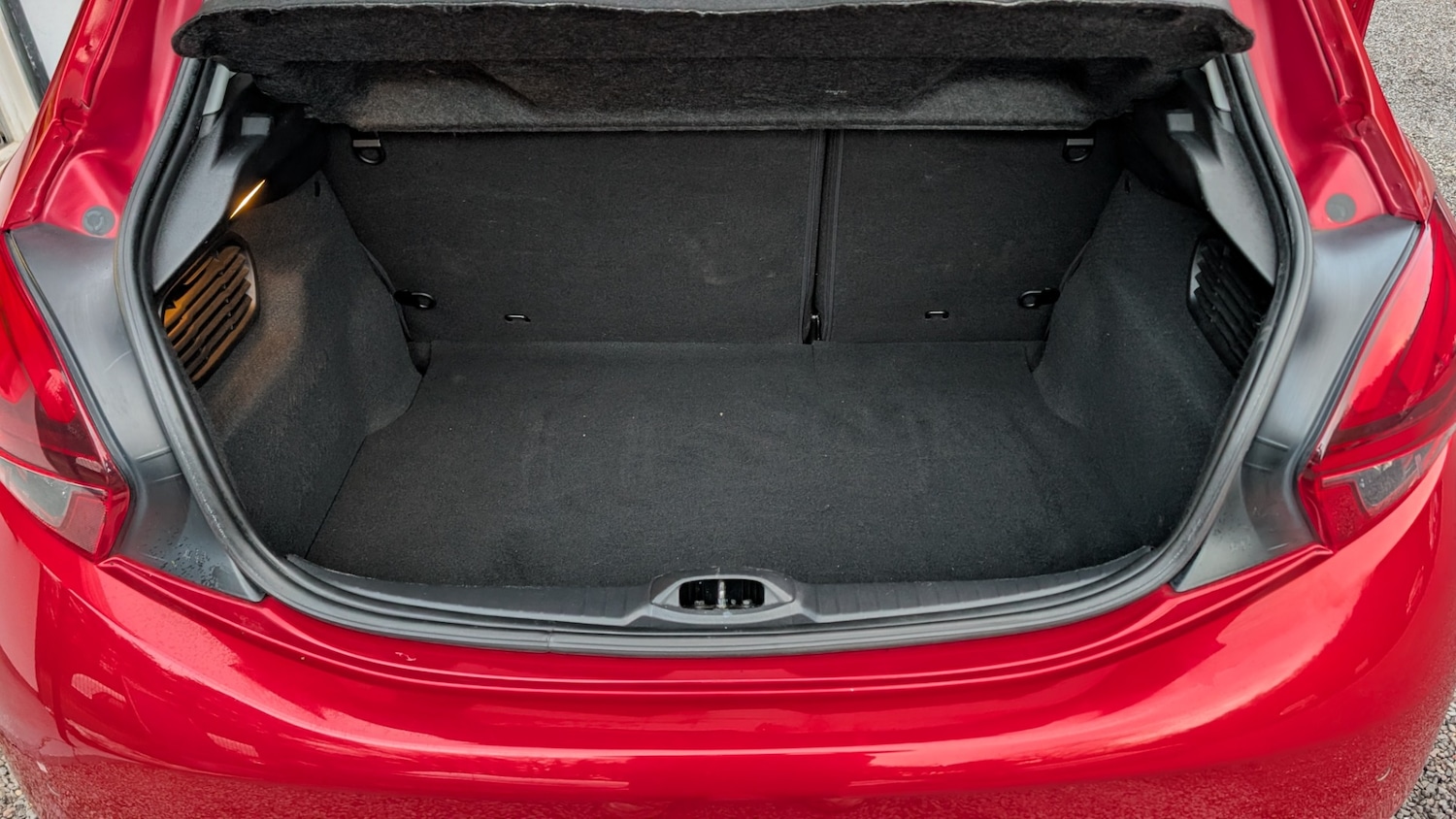 Used Peugeot 208 2018 for sale - 77251440: Photo 18