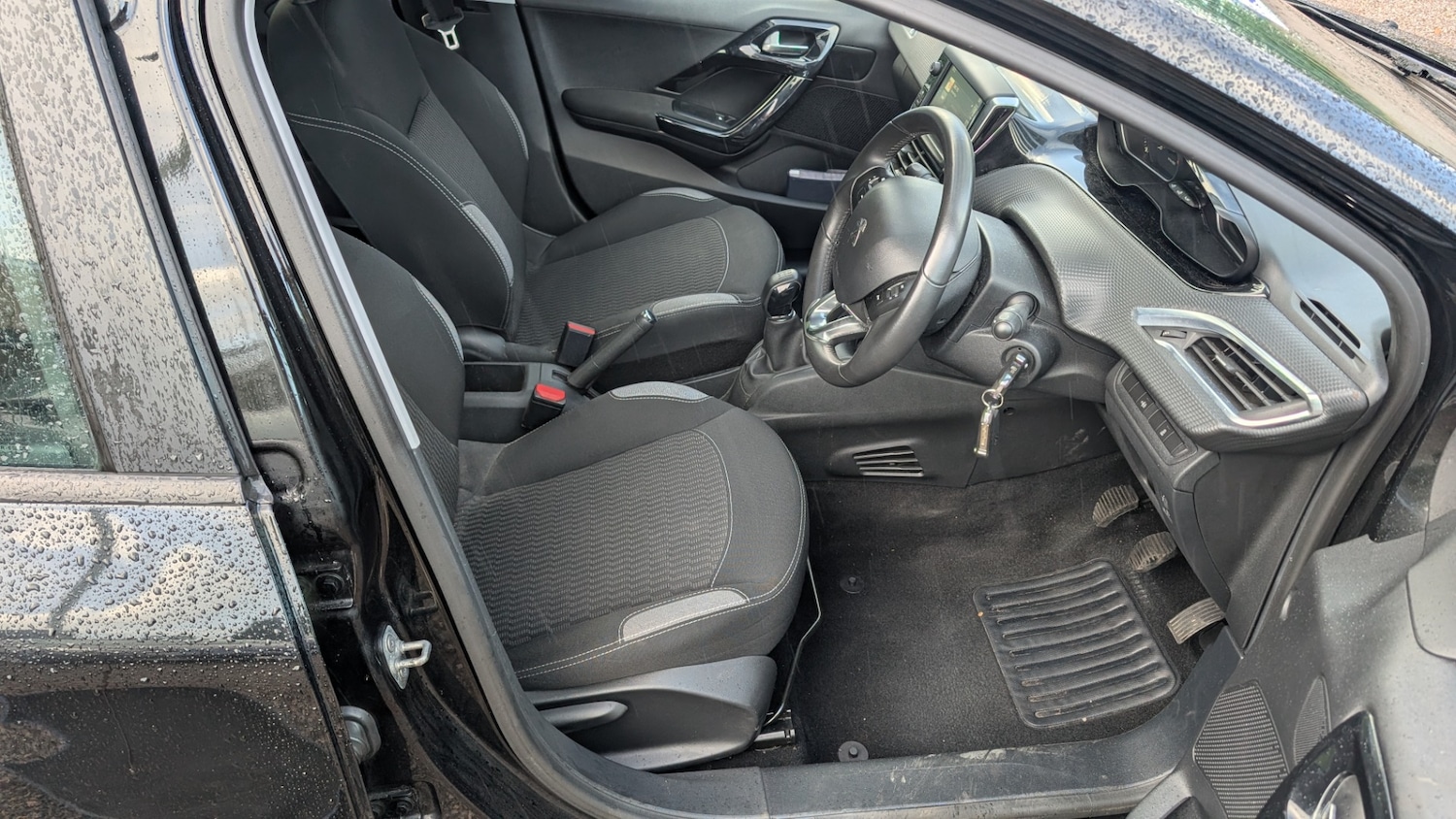 Used Peugeot 208 2016 for sale - 75190298: Photo 13