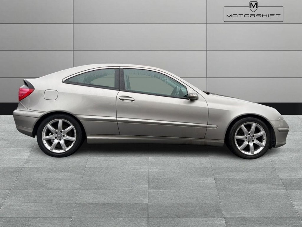 Used Mercedes-Benz C Class 2003 for sale - 78200088: Photo 7