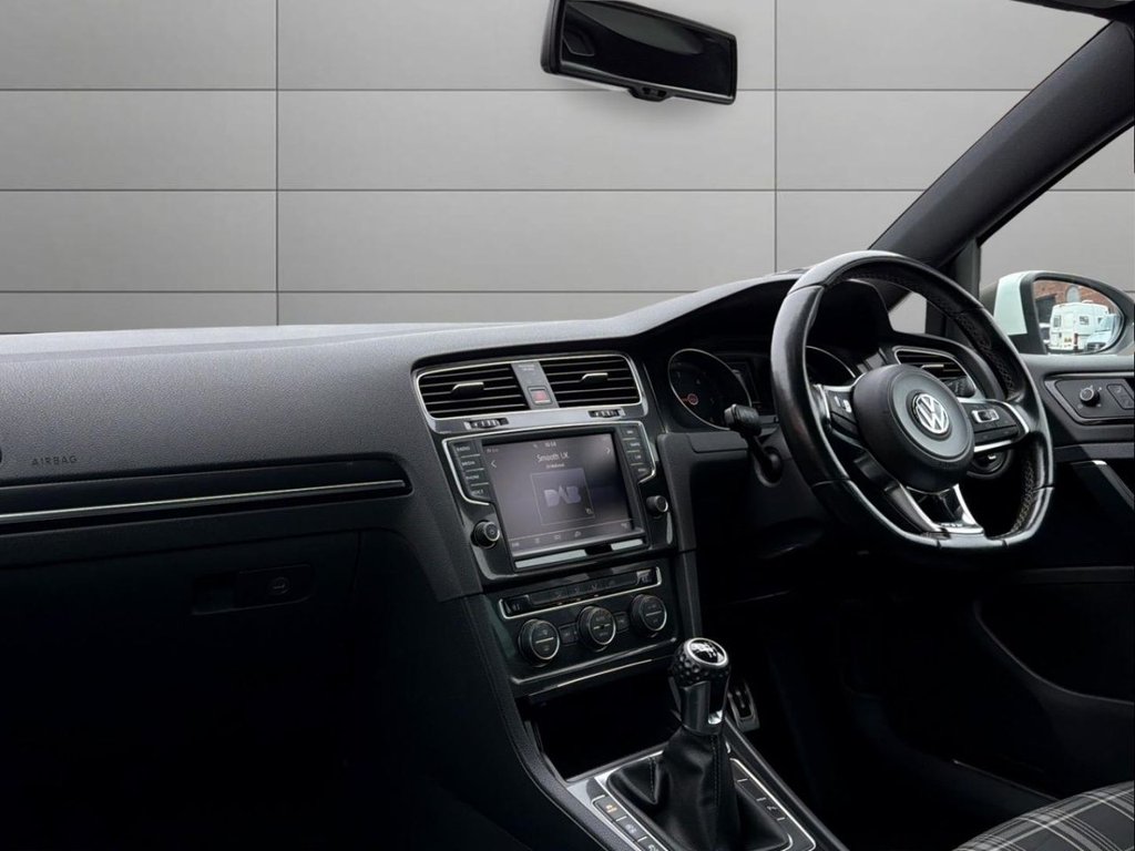 Used Volkswagen Golf 2014 for sale - 78200168: Photo 21