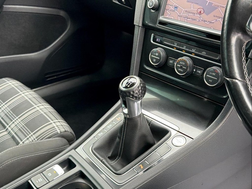 Used Volkswagen Golf 2014 for sale - 78200168: Photo 31