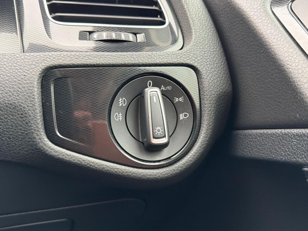 Used Volkswagen Golf 2014 for sale - 78200168: Photo 33