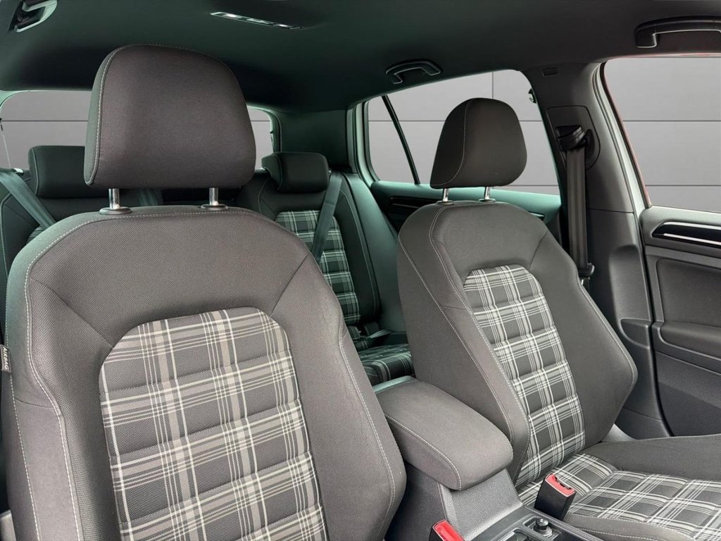 Used Volkswagen Golf 2014 for sale - 78200168: Photo 36