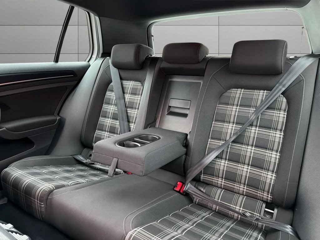 Used Volkswagen Golf 2014 for sale - 78200168: Photo 40