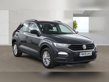 Used Volkswagen T-Roc 2018 for sale - 79196897: Photo