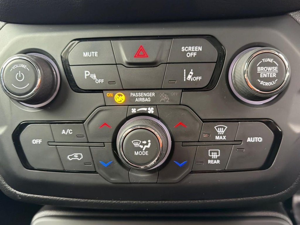 Used Jeep Renegade 2021 for sale - 78199862: Photo 30