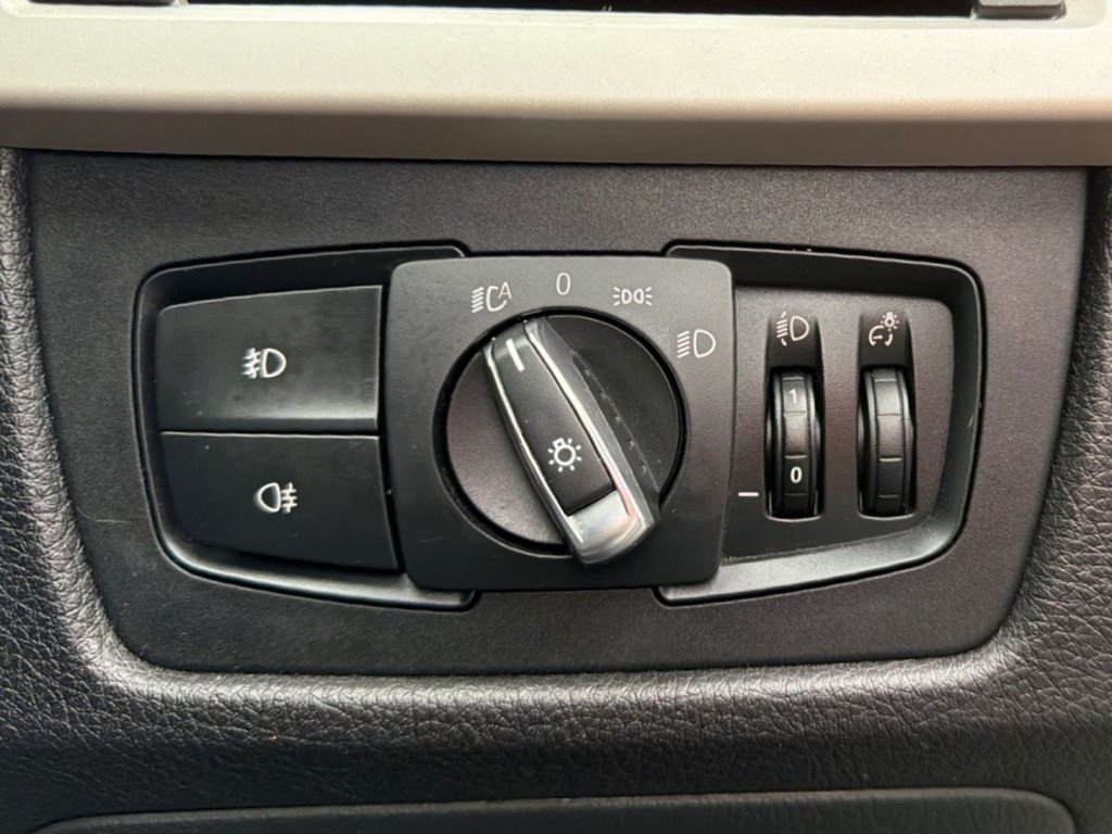 Used BMW 3 Series 2016 for sale - 78199958: Photo 38