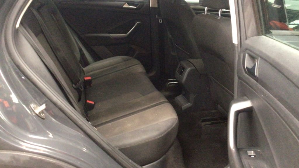 Used Volkswagen T-Roc 2018 for sale - 78200059: Photo 21