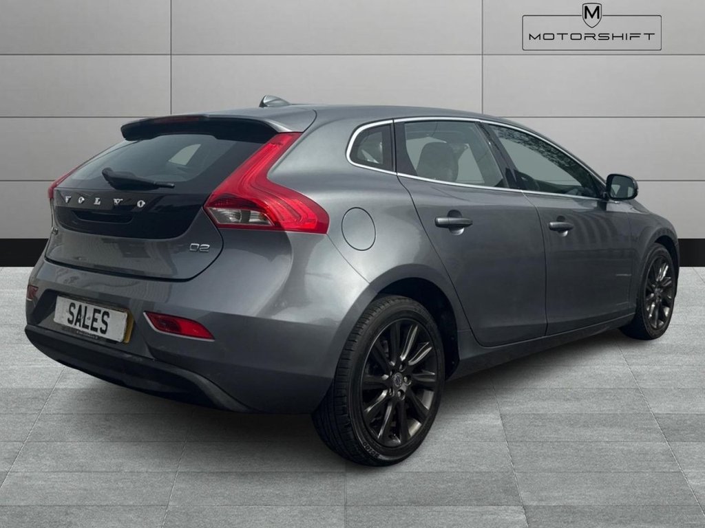 Used Volvo V40 2015 for sale - 78200369: Photo 12