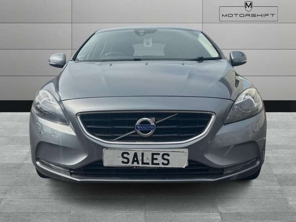 Used Volvo V40 2015 for sale - 78200369: Photo 3