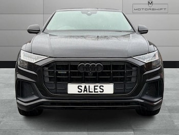 Used Audi Q8 2020 for sale - 78200133: Photo
