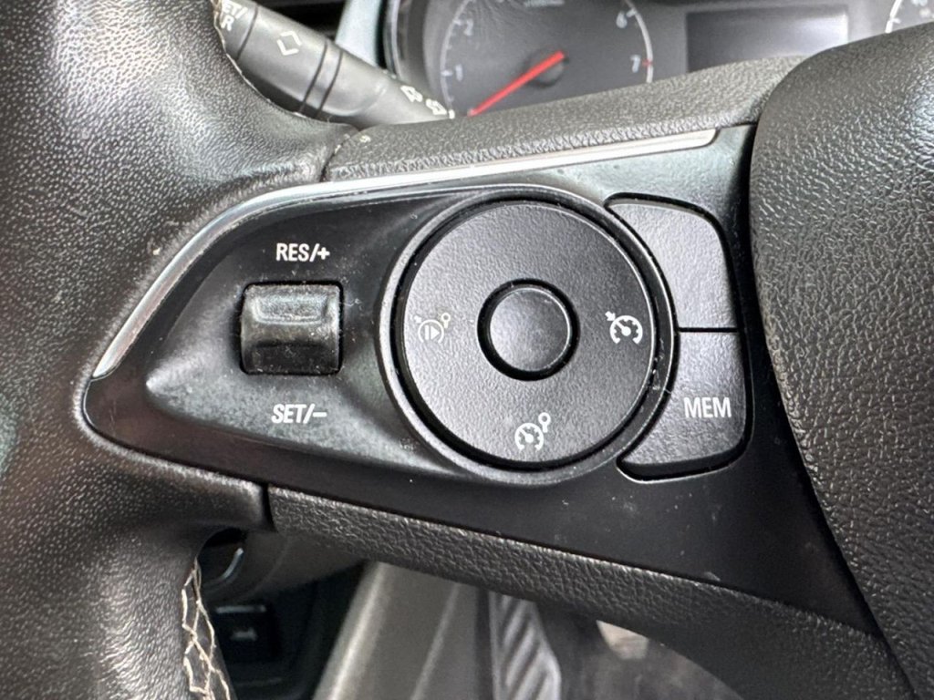 Used Vauxhall Crossland X 2017 for sale - 78200319: Photo 18