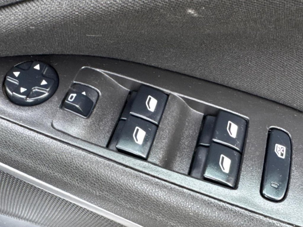 Used Vauxhall Crossland X 2017 for sale - 78200319: Photo 34