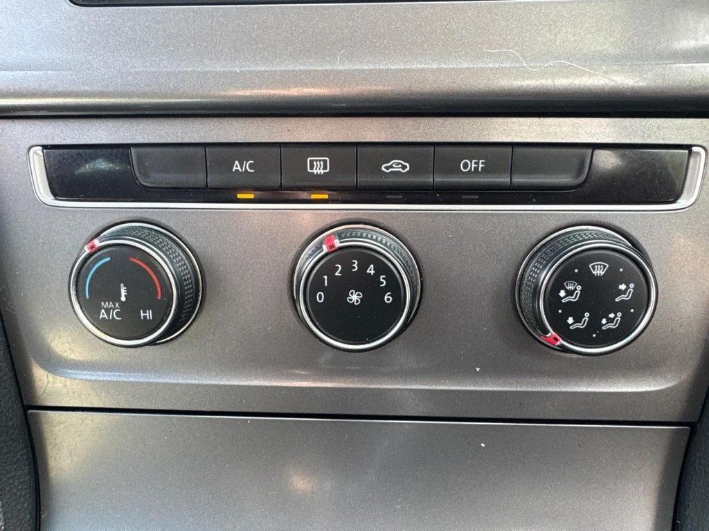 Used Volkswagen Golf 2014 for sale - 78200296: Photo 27