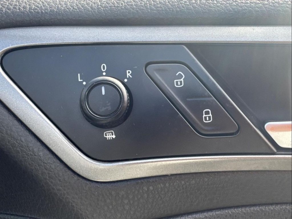 Used Volkswagen Golf 2014 for sale - 78200296: Photo 31