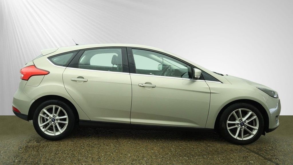 Used Ford Focus 2015 for sale - 78200118: Photo 8