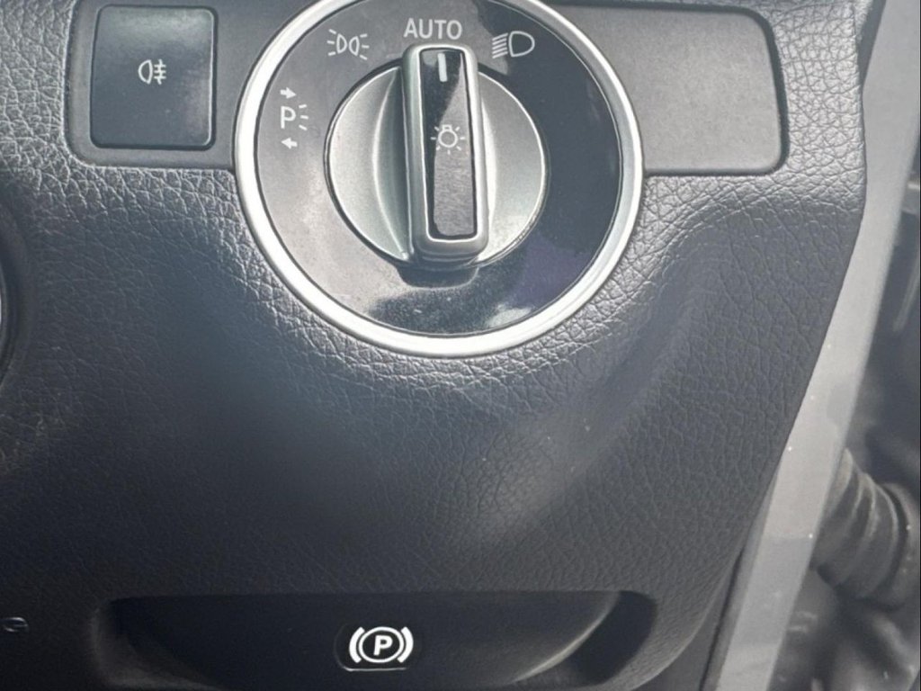 Used Mercedes-Benz E Class 2014 for sale - 78200384: Photo 36