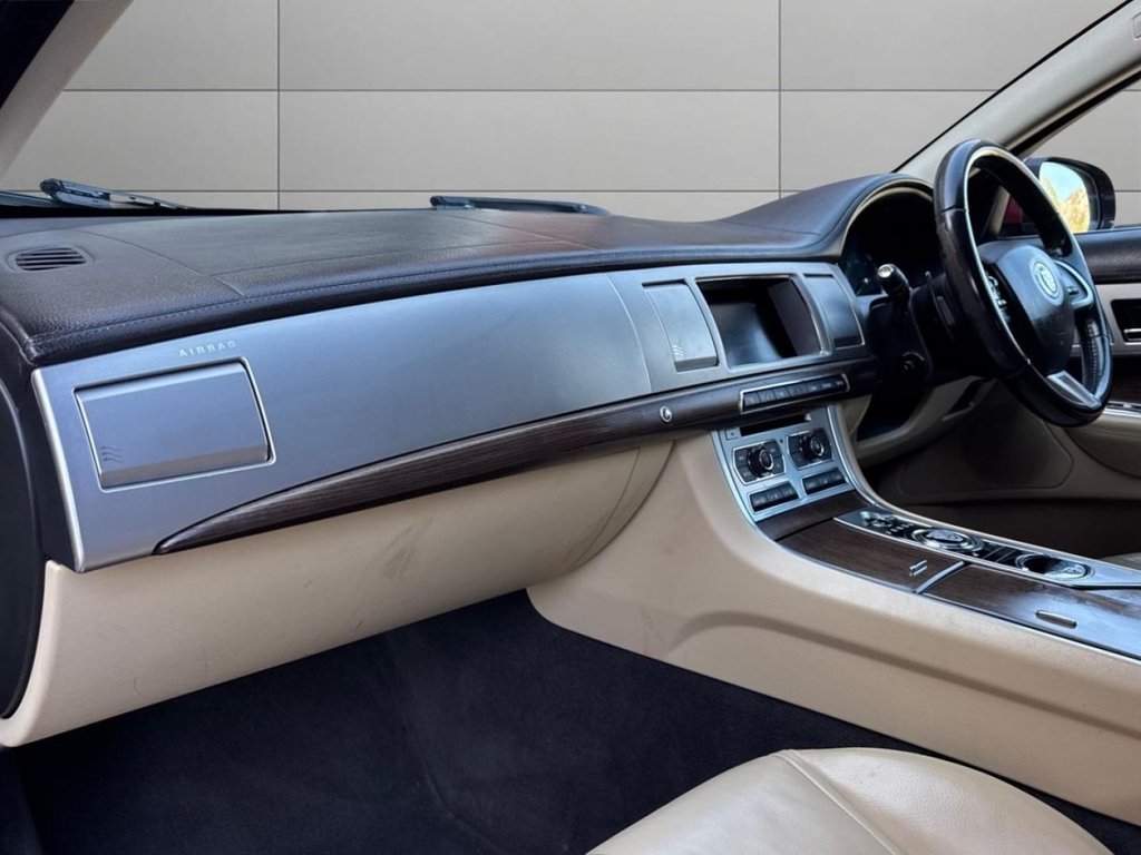 Used Jaguar XF 2012 for sale - 78200314: Photo 16