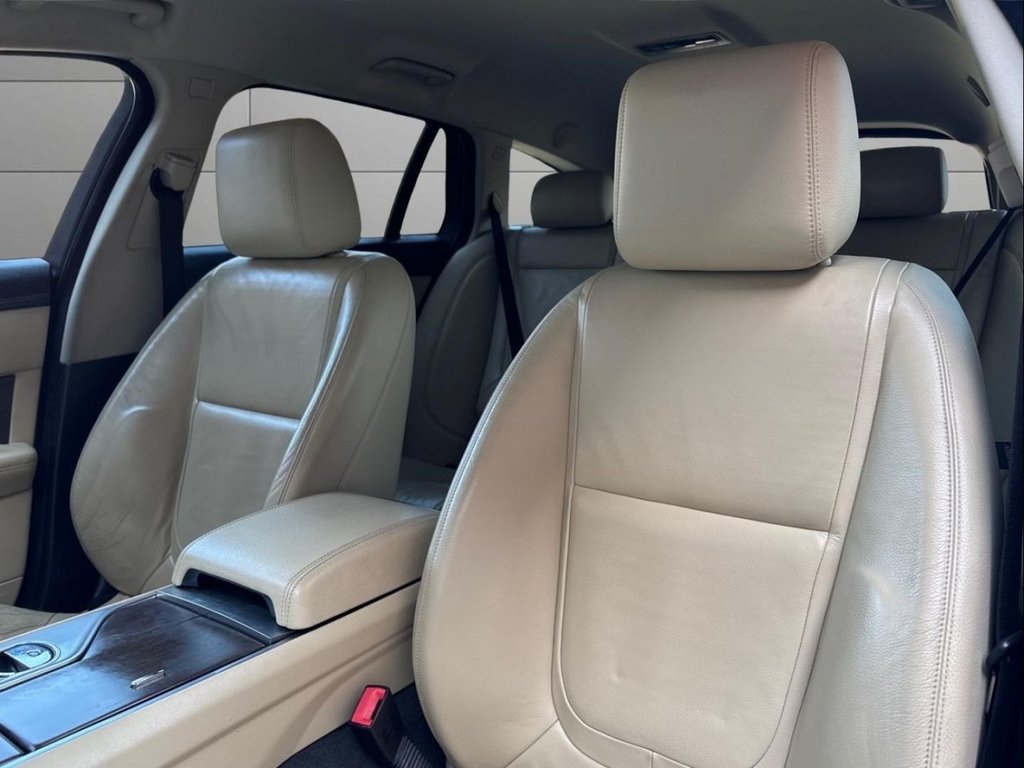 Used Jaguar XF 2012 for sale - 78200314: Photo 35