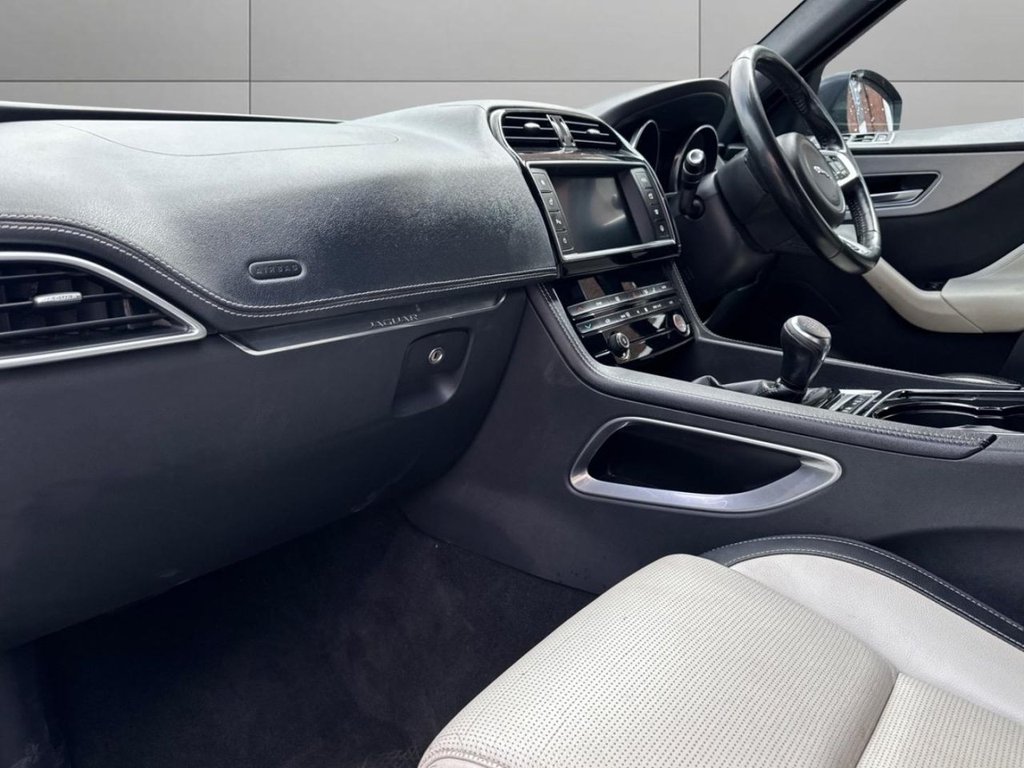 Used Jaguar F-Pace 2017 for sale - 78200370: Photo 16