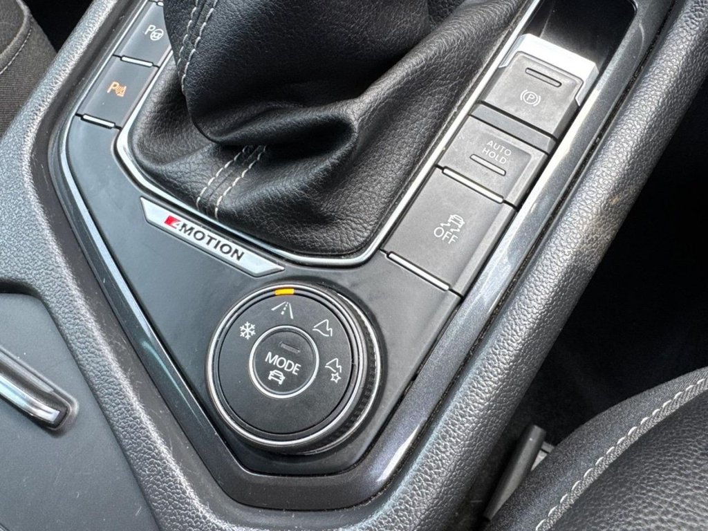 Used Volkswagen Tiguan 2017 for sale - 78199889: Photo 31