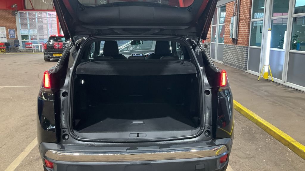 Used Peugeot 3008 2019 for sale - 78200109: Photo 24