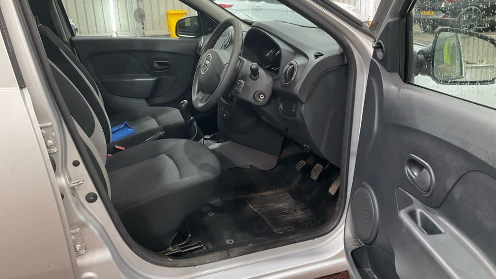 Used Dacia Sandero 2015 for sale - 78200377: Photo 17