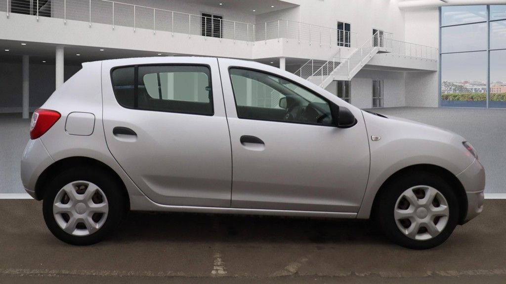 Used Dacia Sandero 2015 for sale - 78200377: Photo 9