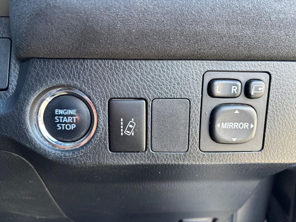 Used Toyota RAV4 2017 for sale - 78200032: Photo 36