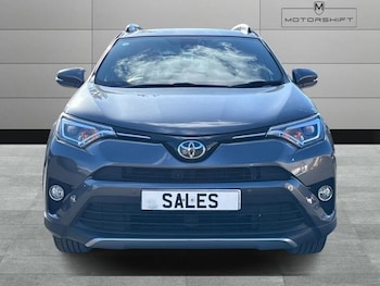 Used Toyota RAV4 2017 for sale - 78200032: Photo