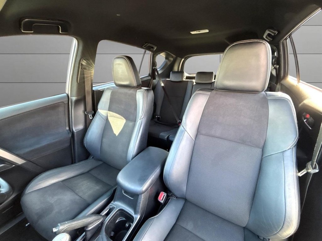 Used Toyota RAV4 2017 for sale - 78200032: Photo 40