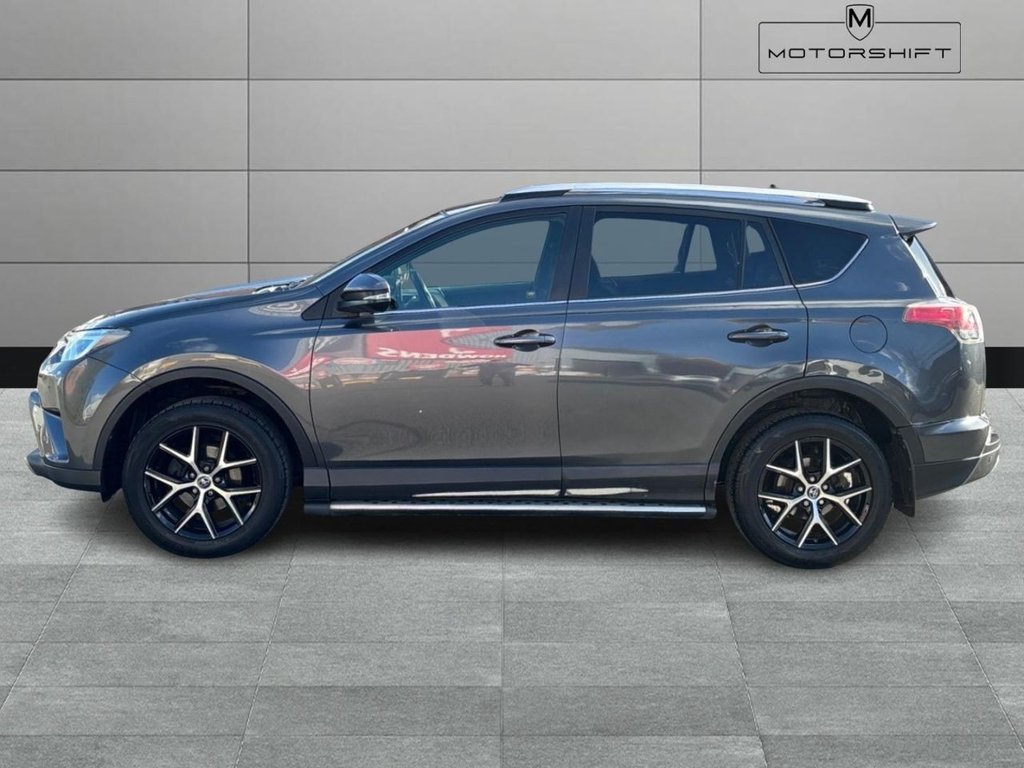 Used Toyota RAV4 2017 for sale - 78200032: Photo 6