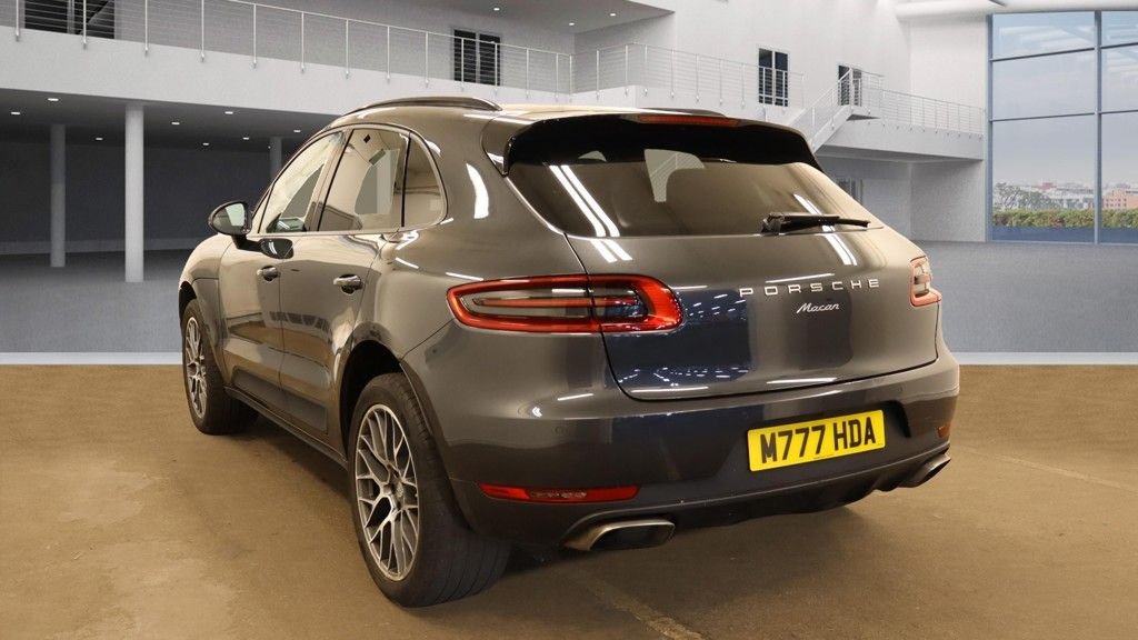Used Porsche Macan 2018 for sale - 78200389: Photo 11